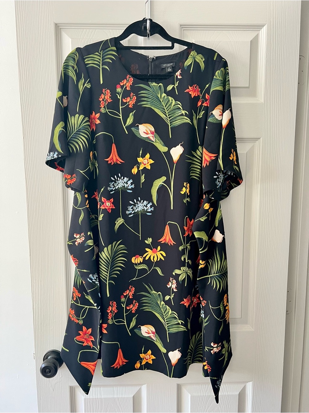 Ann Taylor Black Mini Dress with Tropical Floral Print - Picture 2 of 4